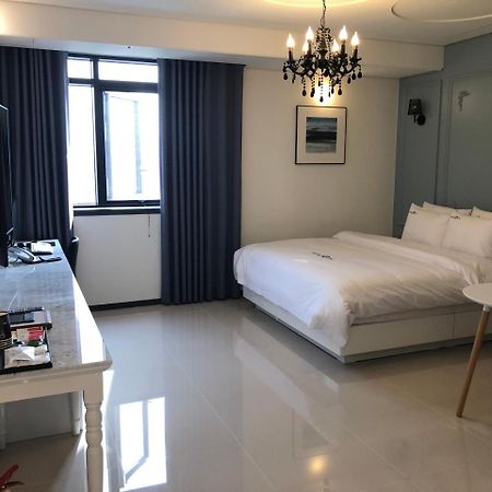 Royal Hotel Jeongeup エクステリア 写真